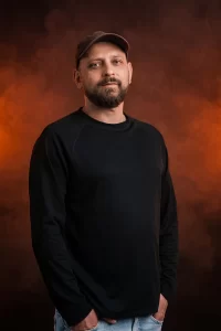 Денис